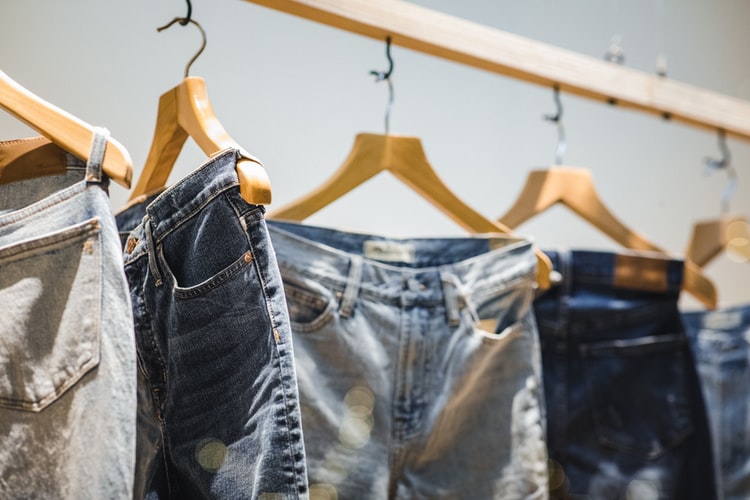 Target Markets of Levi's and GAP | The Social Grabber