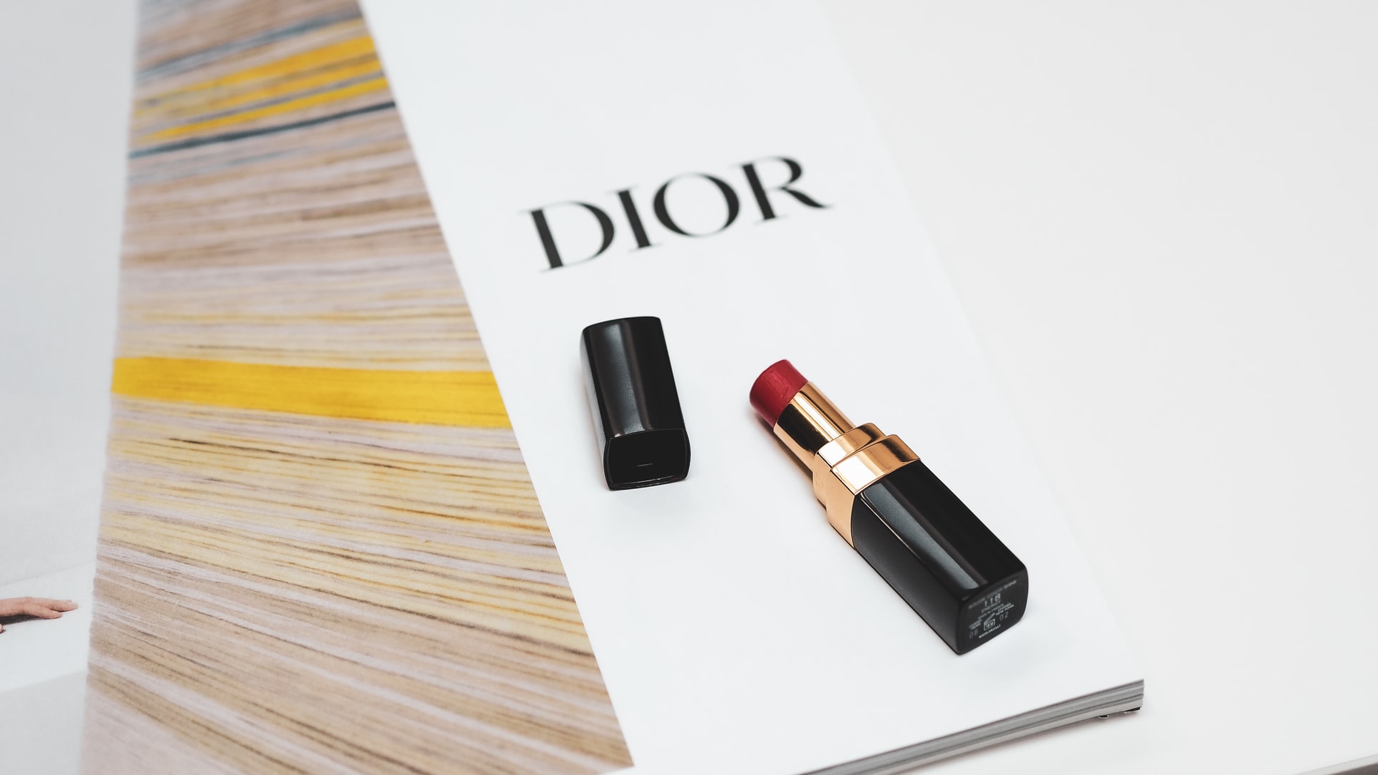 Christian Dior Marketing Strategy & Marketing Mix (4Ps)